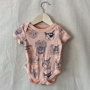 Brooklyn Industries Organic Onesie—6/12M